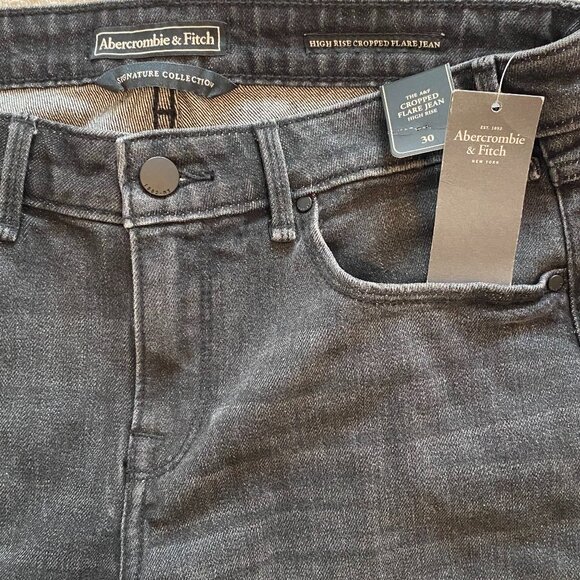 Abercrombie and Fitch Black Grey Cropped Flare Denim Jeans with Step-Hem - Picture 8 of 8